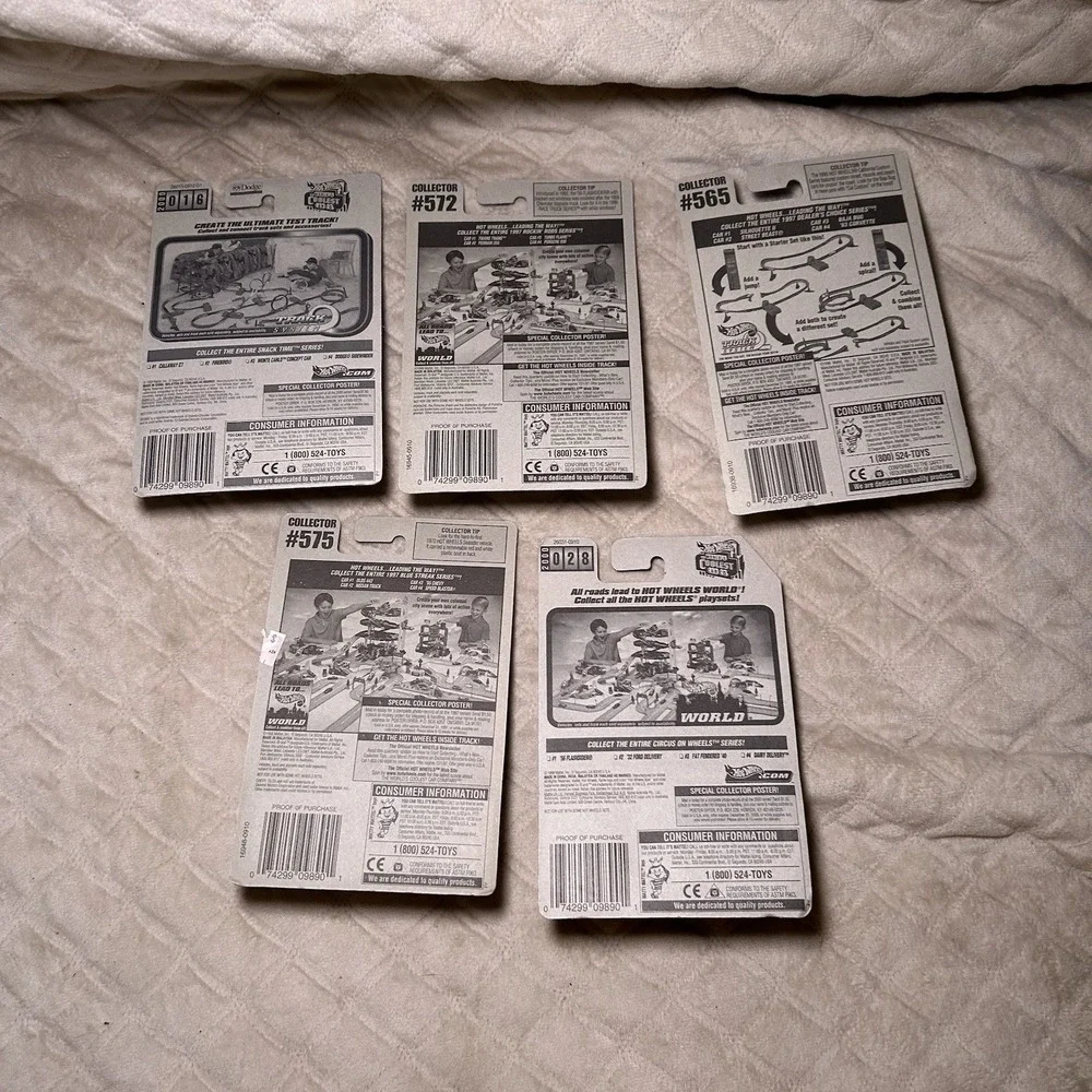 Hot‎ Wheels Set Of 5 Cars Diecast 1:64 NIB